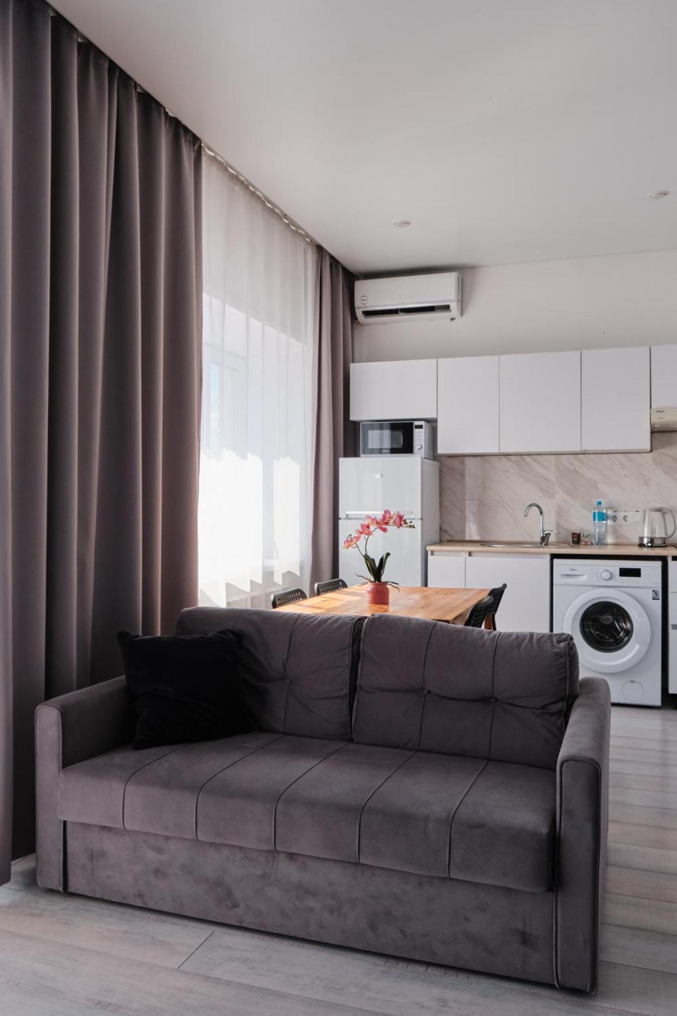 Seven City Apartments Σεμέι Εξωτερικό φωτογραφία
